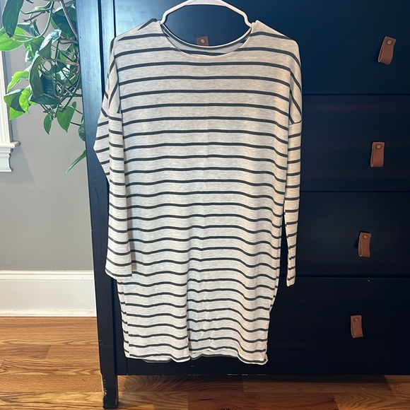 Billabong // striped long sleeve dress - Picture 2 of 4